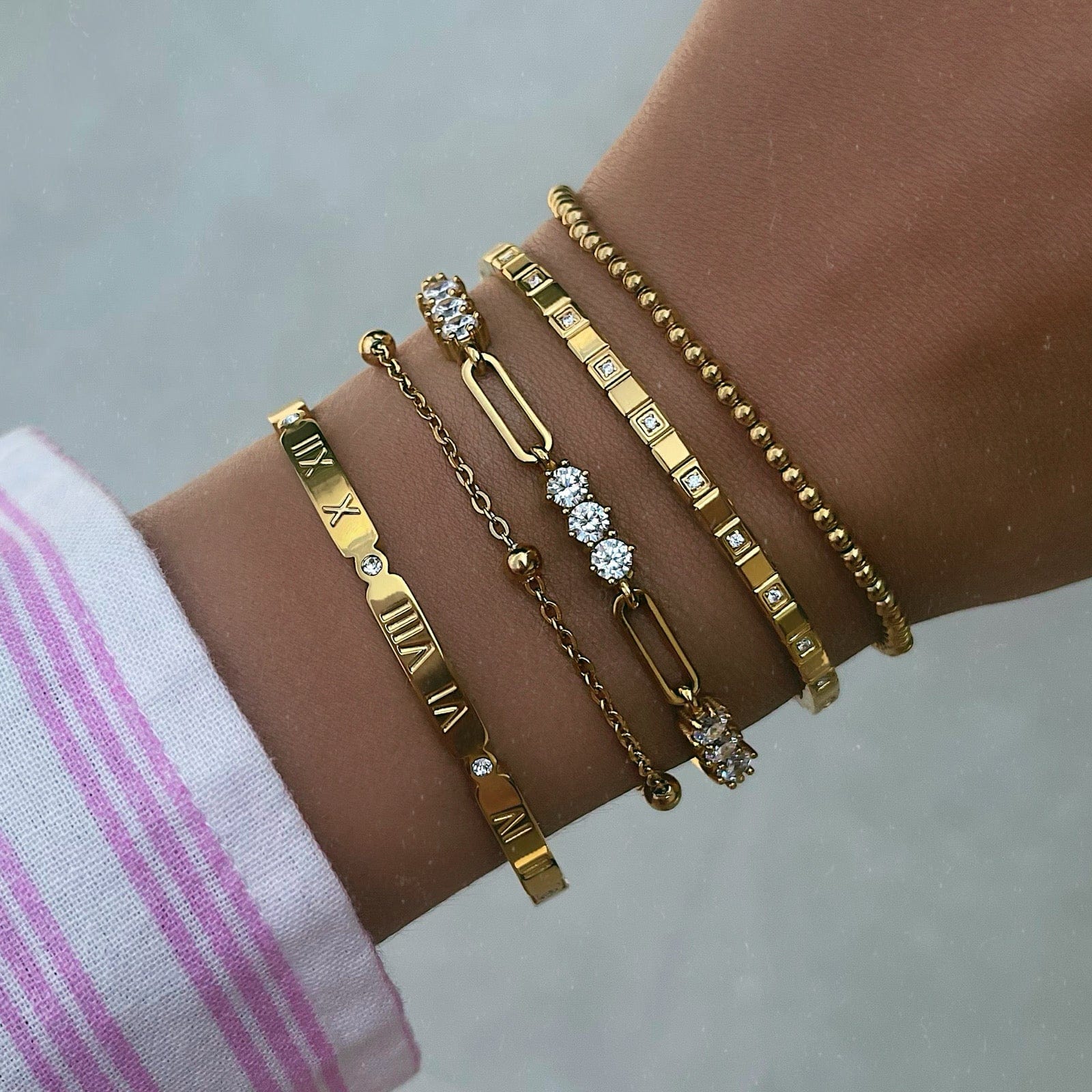 Dainty Ball Bracelet - Image 4