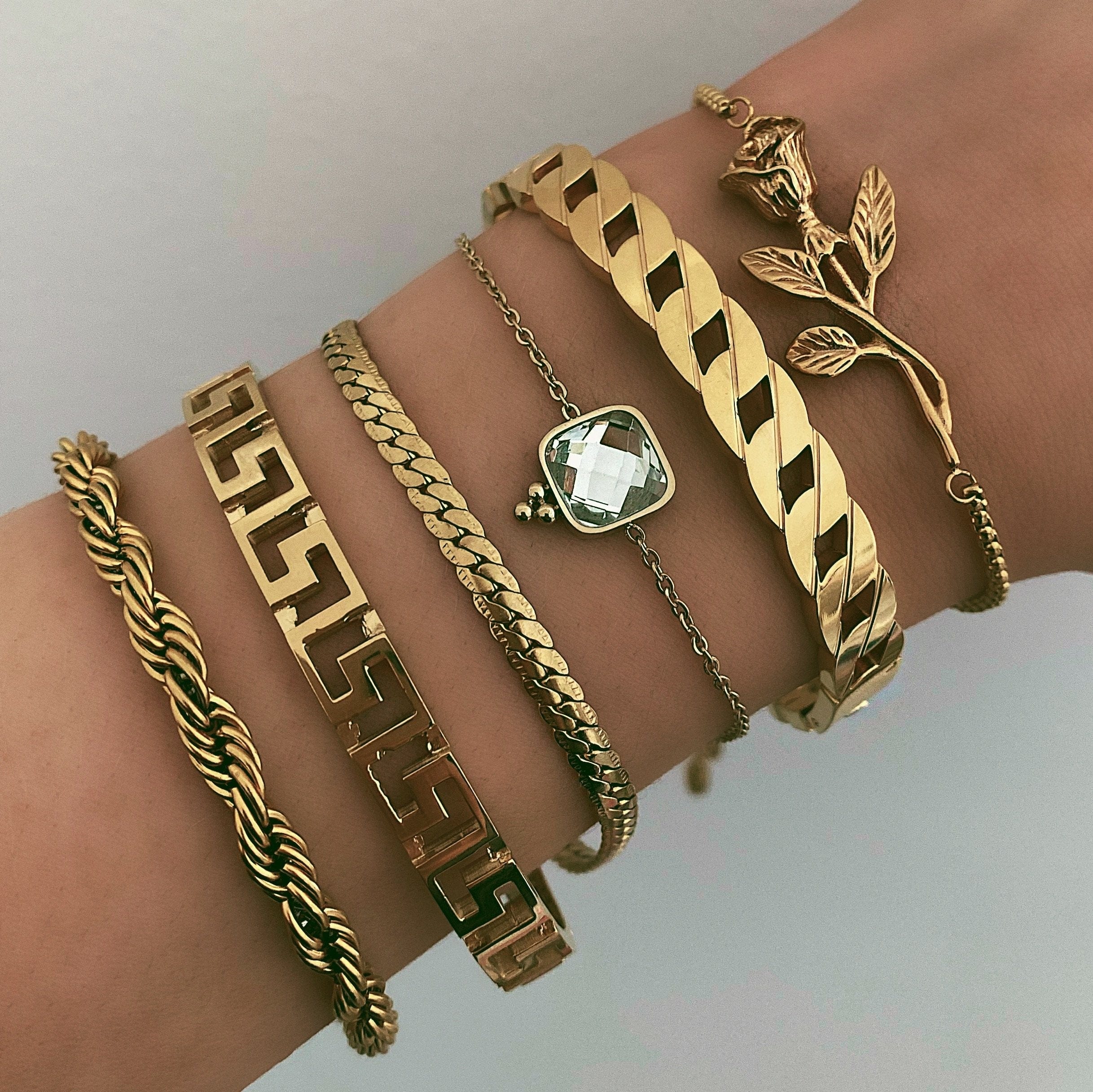 Reni Rope Bracelet - Image 3