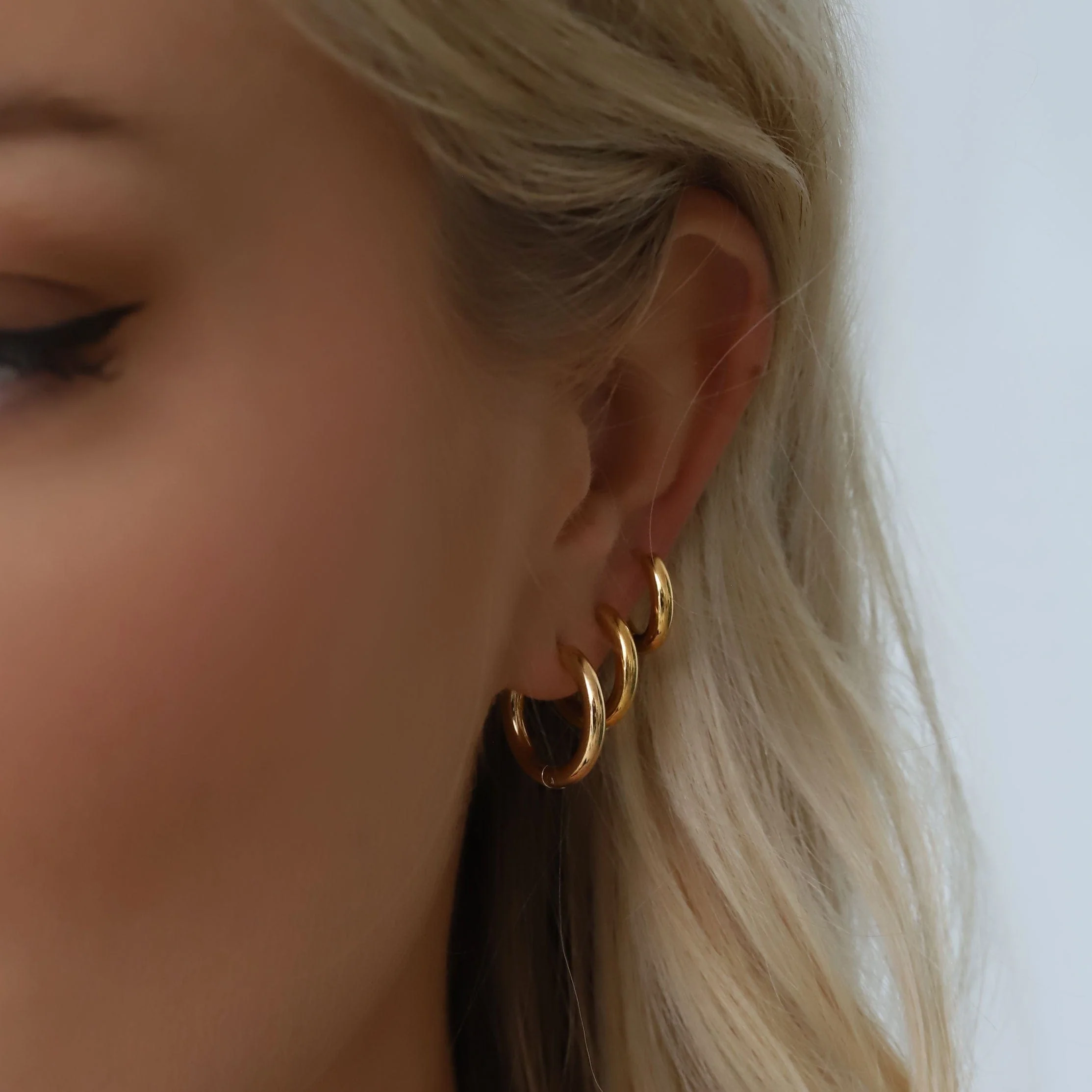 Riley Hoop Earrings - Image 3
