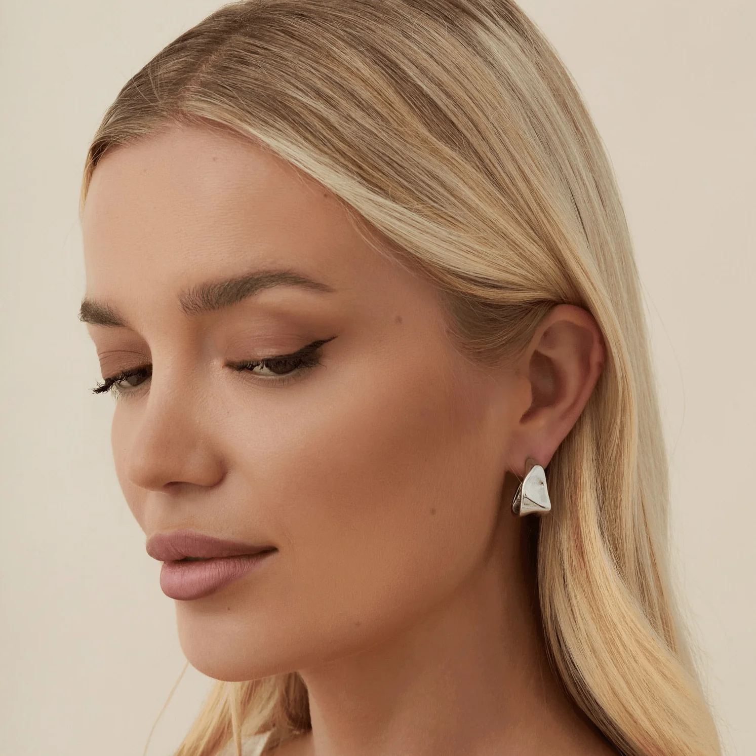 Tamara Hoop Earrings - Image 14