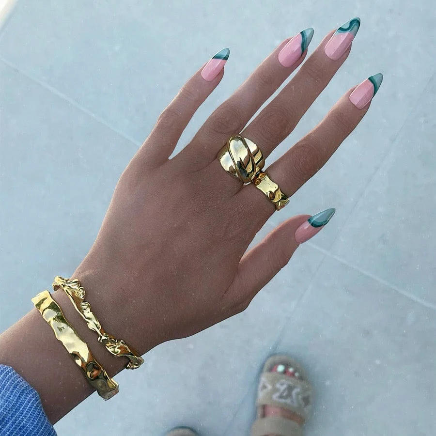 Velvet Ring - Image 21